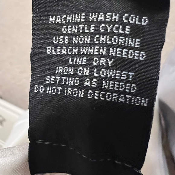 🥀White floral embroidered dress🥀 - Picture 4 of 9